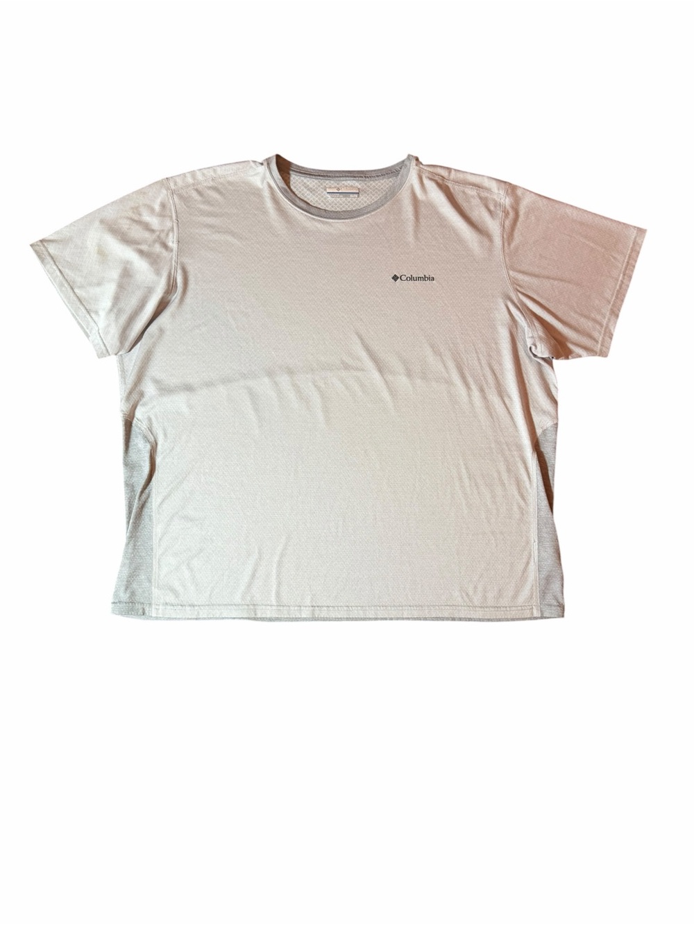Columbia Men’s White Crew Neck Short-Sleeve Performance Tee